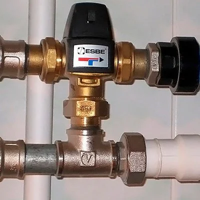 Трехходовой смесительный клапан