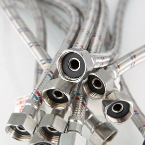 ᐉ Гибкая подводка для воды 60 см, гайка-гайка 1/2" вн.р. VALTEC / Шланг для подключения холодного и горячего водопровода к бойлеру, бачку унитаза ✔️ фото | ⏩ Pro-Greem