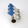 ᐉ Коллектор с регул. вентилями 3/4"x 4 выхода 1/2" нар.р. VALTEC латунный с красными и синими ручками / Распределительная гребенка для воды, отопления VTc.560.N.0504 ✅ фото | VALTEC ⭐ Pro-Greem