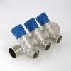 ᐉ Коллектор с регул. вентилями 3/4"x 4 выхода 1/2" нар.р. VALTEC латунный с красными и синими ручками / Распределительная гребенка для воды, отопления VTc.560.N.0504 ✅ фото | VALTEC ⭐ Pro-Greem