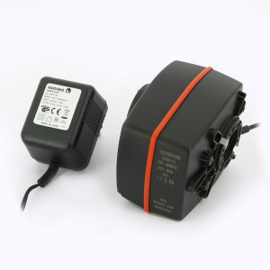 ᐉ Привод-контроллер ESBE CRA111 (12720100) 230В 6Нм поворотный / Универсальный контроллер серии CRA110 для смесительных клапанов с приводом ✔️ фото | ⏩ Pro-Greem